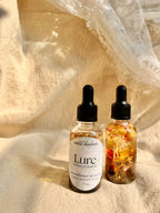 Lure ritual oil: magnetic attraction, mystery